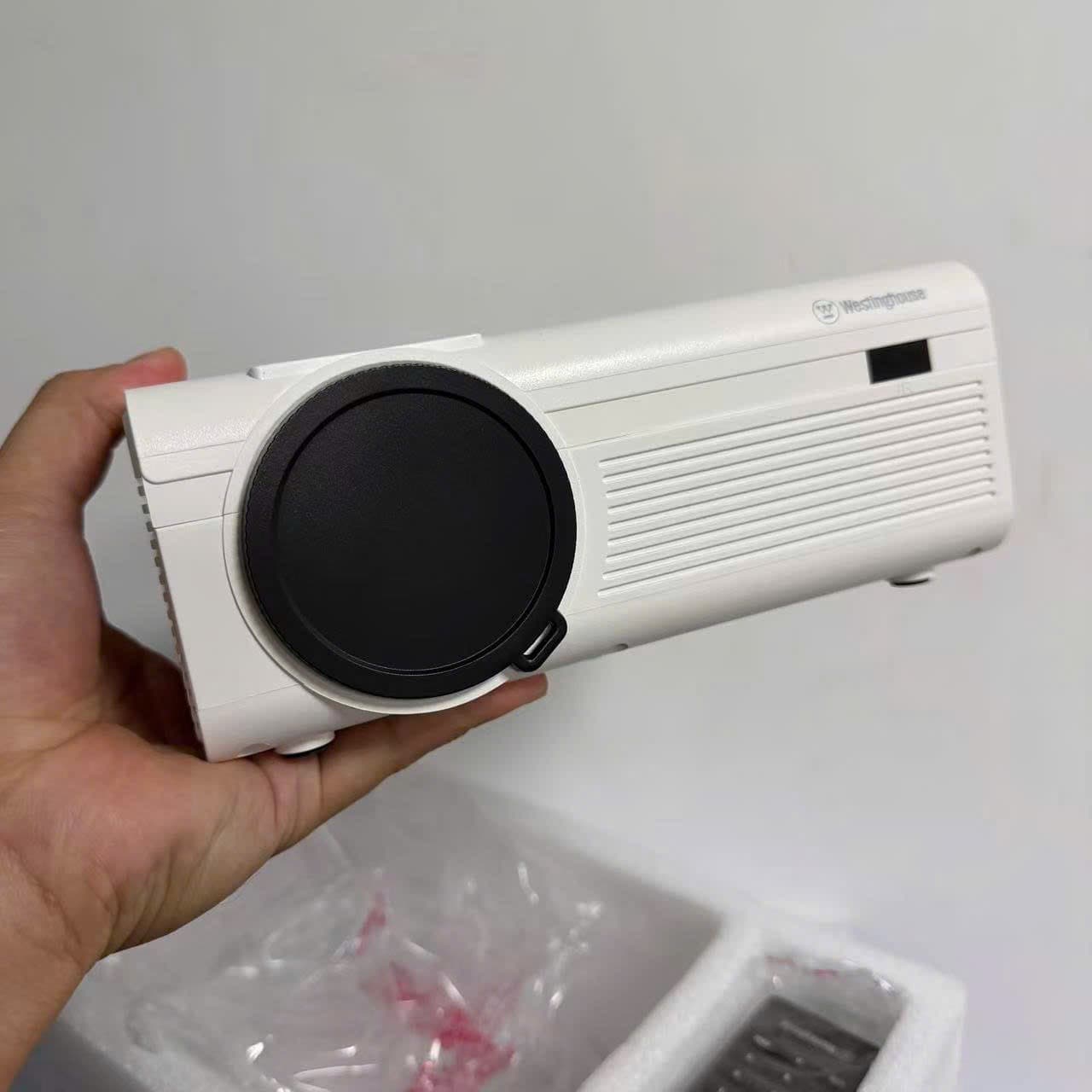 Máy chiếu Westinghouse Wi-Fi Home Theater - Chiếu trực tiếp từ ĐT, loa kép, giải trí đa phương tiện