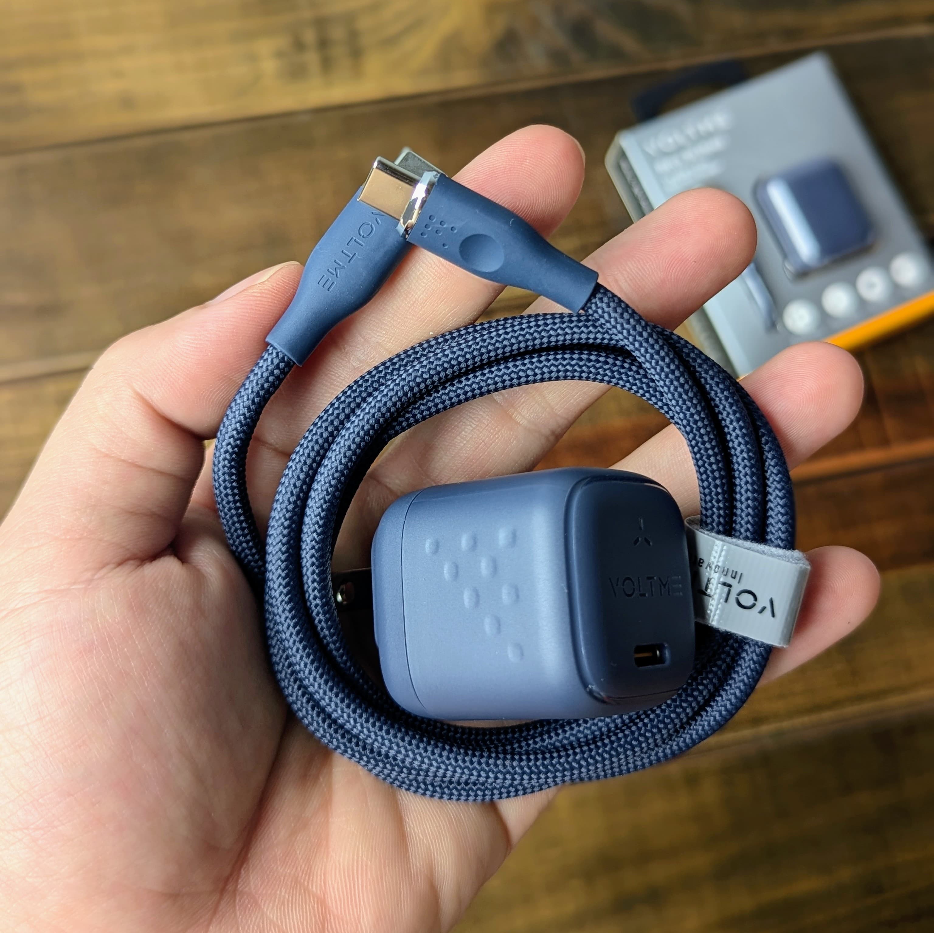 Củ Sạc Nhanh VOLTME Revo 30 Mini2 GaN 30W PD USB-C Tặng Cáp C To C